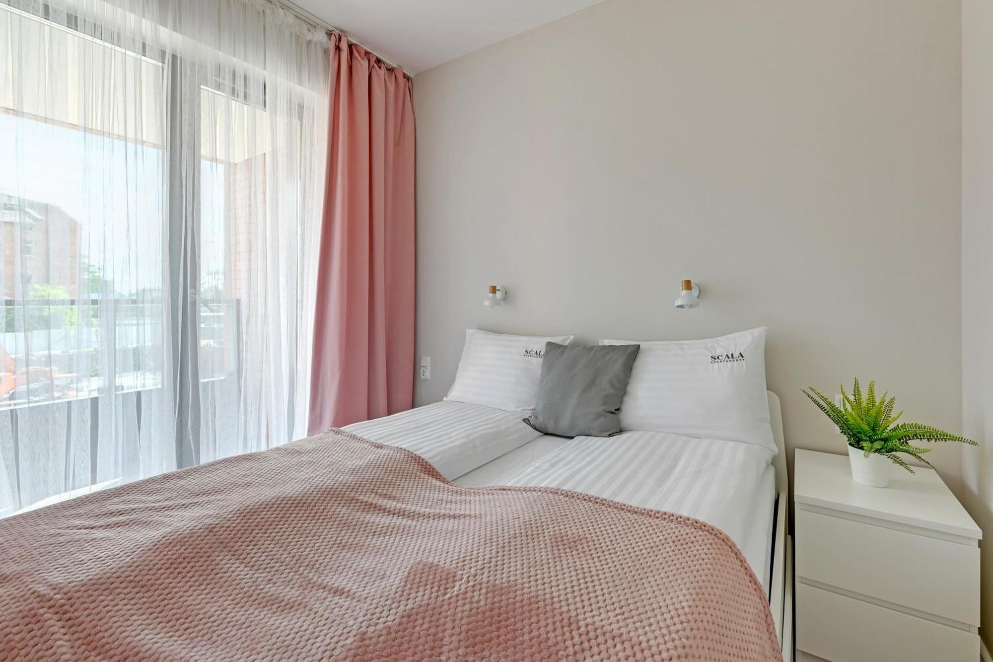 Scala 60C City Center Apartments & Studio By Lion Apartments Danzica Esterno foto