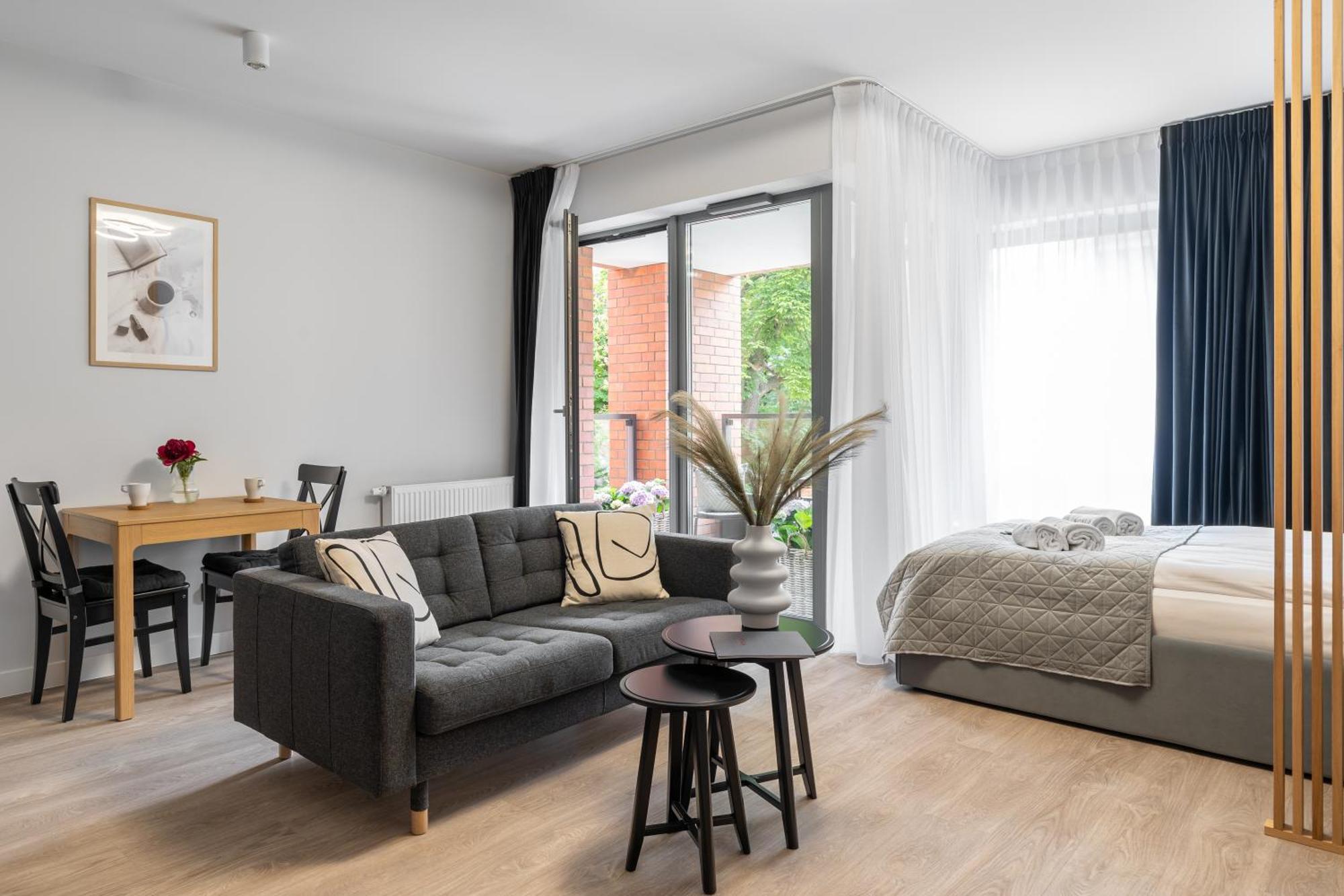 Scala 60C City Center Apartments & Studio By Lion Apartments Danzica Esterno foto